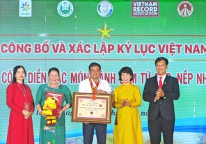 Sở VHTTDL tỉnh Hậu Giang xác lập thành công Kỷ lục Việt Nam  "Sự kiện chế biến, công diễn các món bánh làm từ gạo, nếp  nhiều nhất Việt Nam (200 món)"